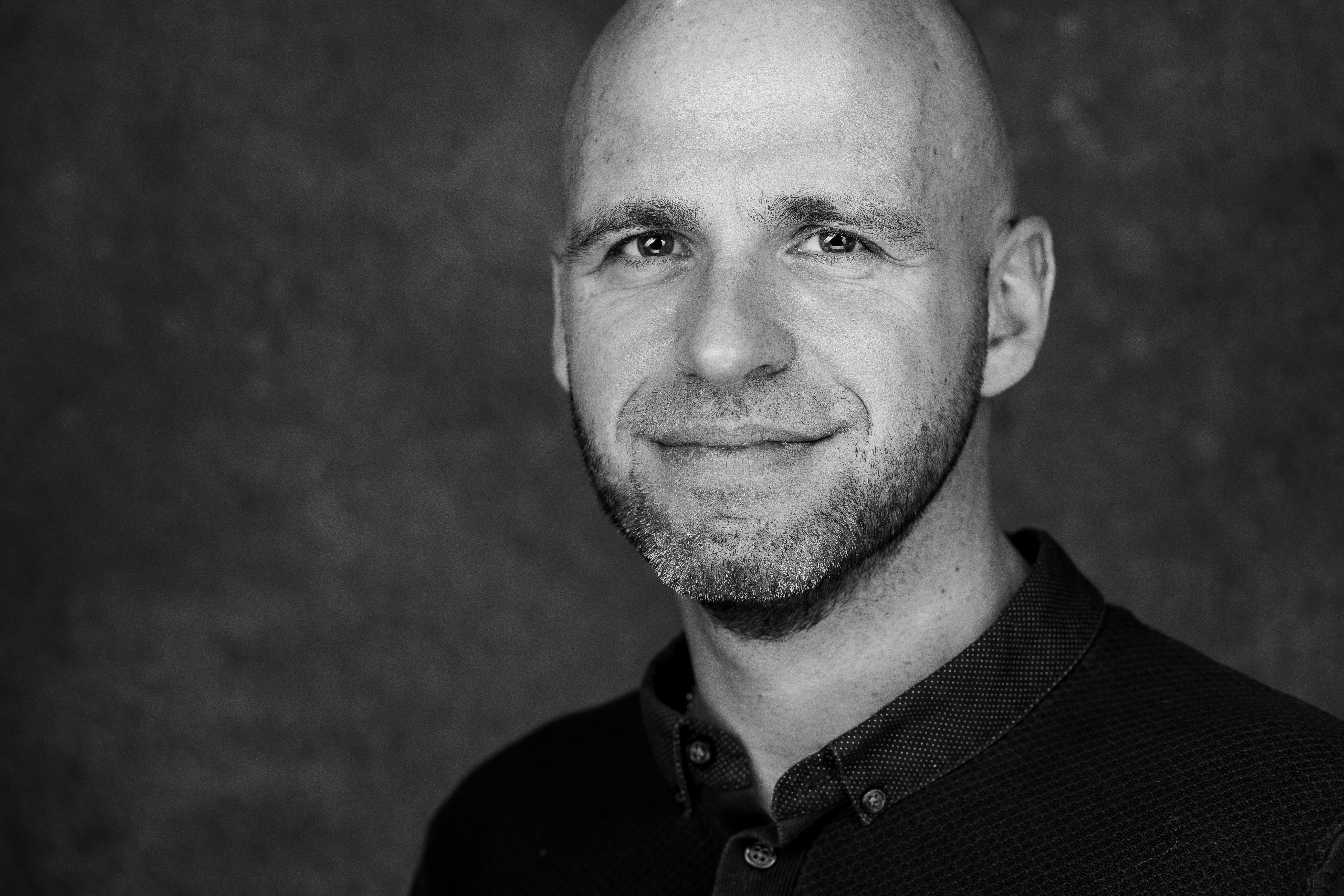 Portrait photo of Carl Sukonik