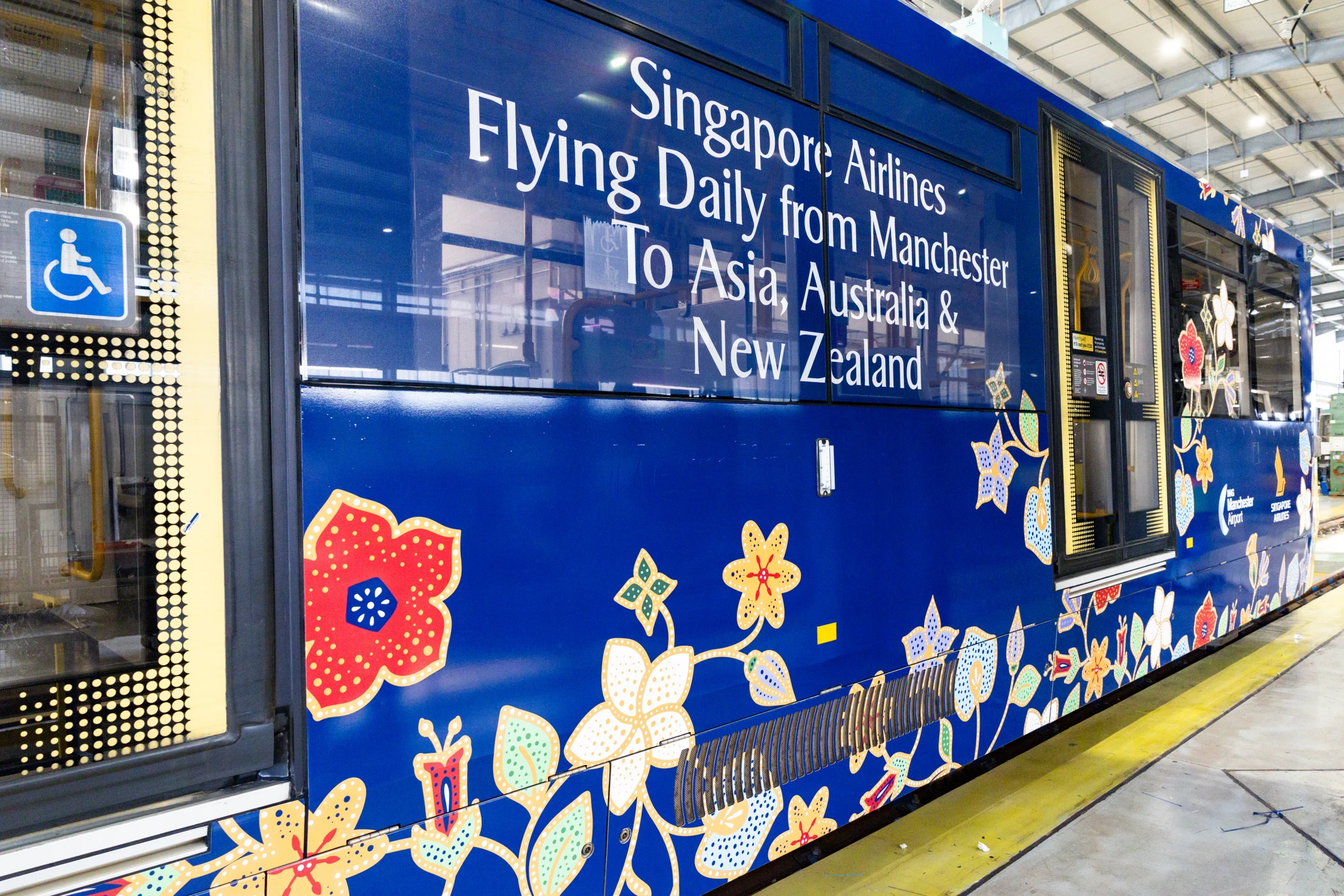 Manchester Airport Boosts Asian Connectivity with Daily Singapore Airlines Metrolink Wrap